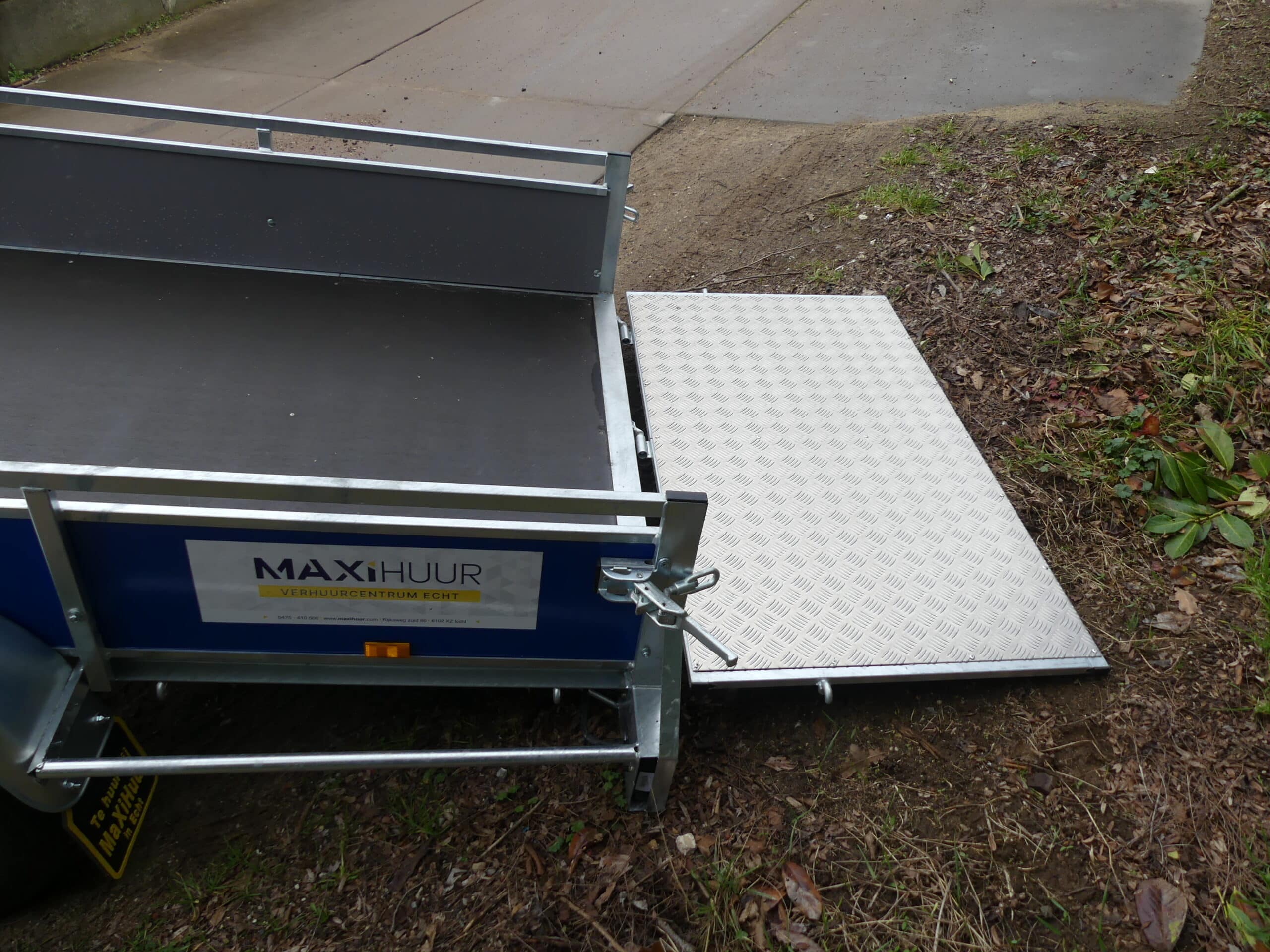Enkelasser 250 x 125 cm kantelbaar met rijklep